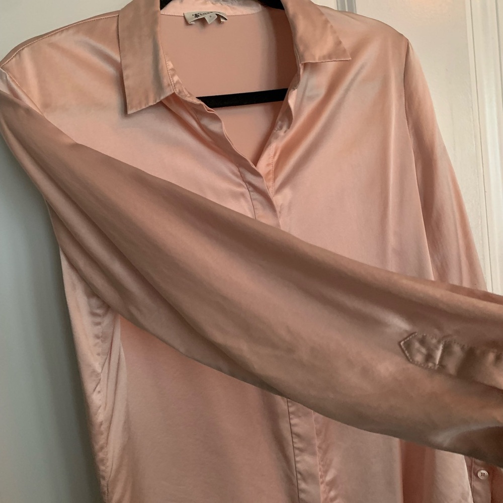 Lilysilk Blush Silk Button-Down Shirt - Picture 4 of 6